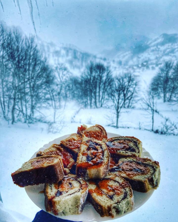 Konak Umoljani Exteriér fotografie