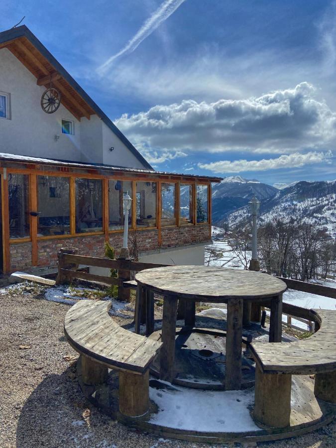 Konak Umoljani Exteriér fotografie