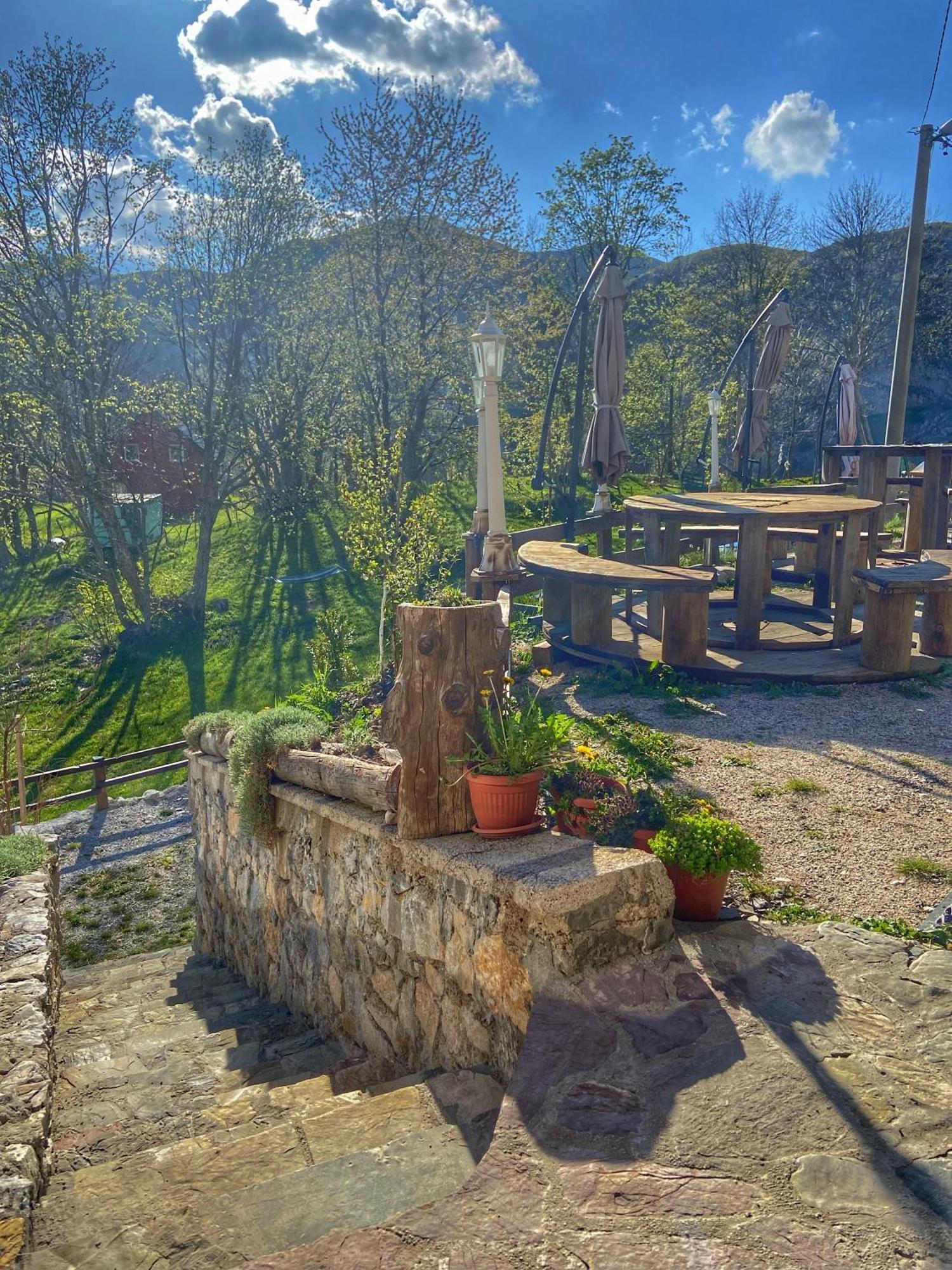 Konak Umoljani Exteriér fotografie
