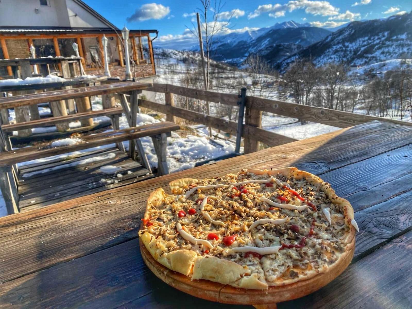 Konak Umoljani Exteriér fotografie